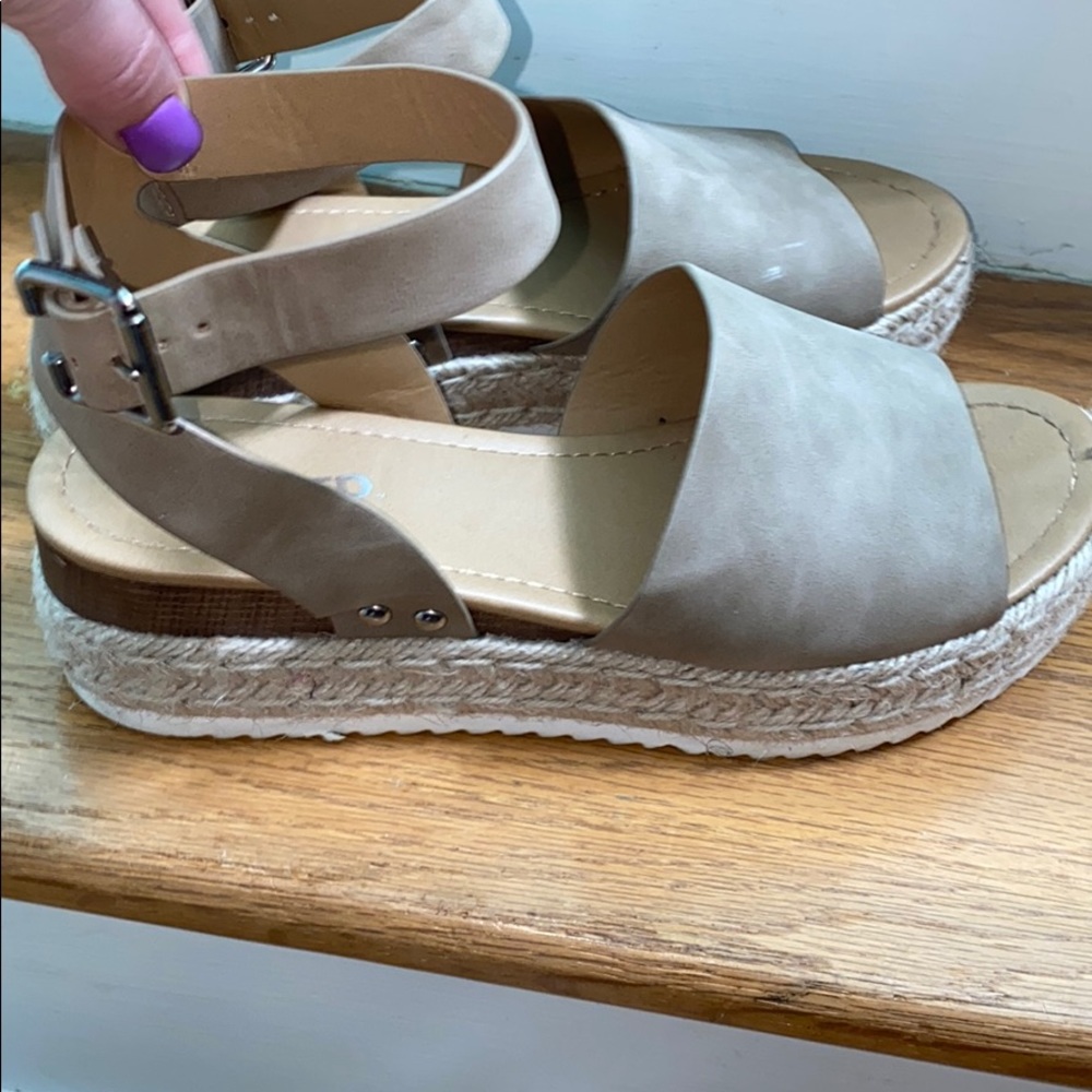 Nude Espadrille Sandals(worn once)